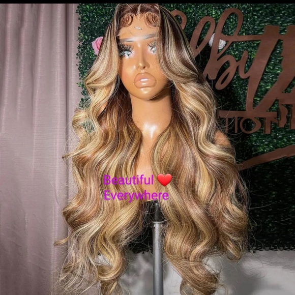 Human Hair lace Wig - Picture 4 of 4